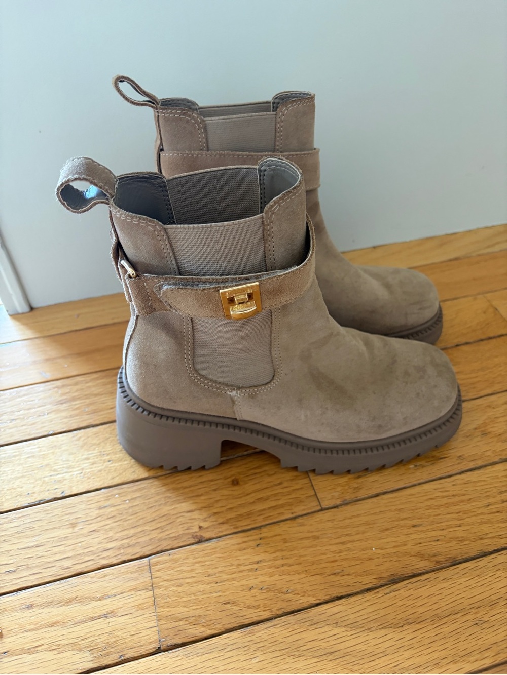 Steve Madden Taupe Suede Chelsea Ankle Boots with Gold Buckle